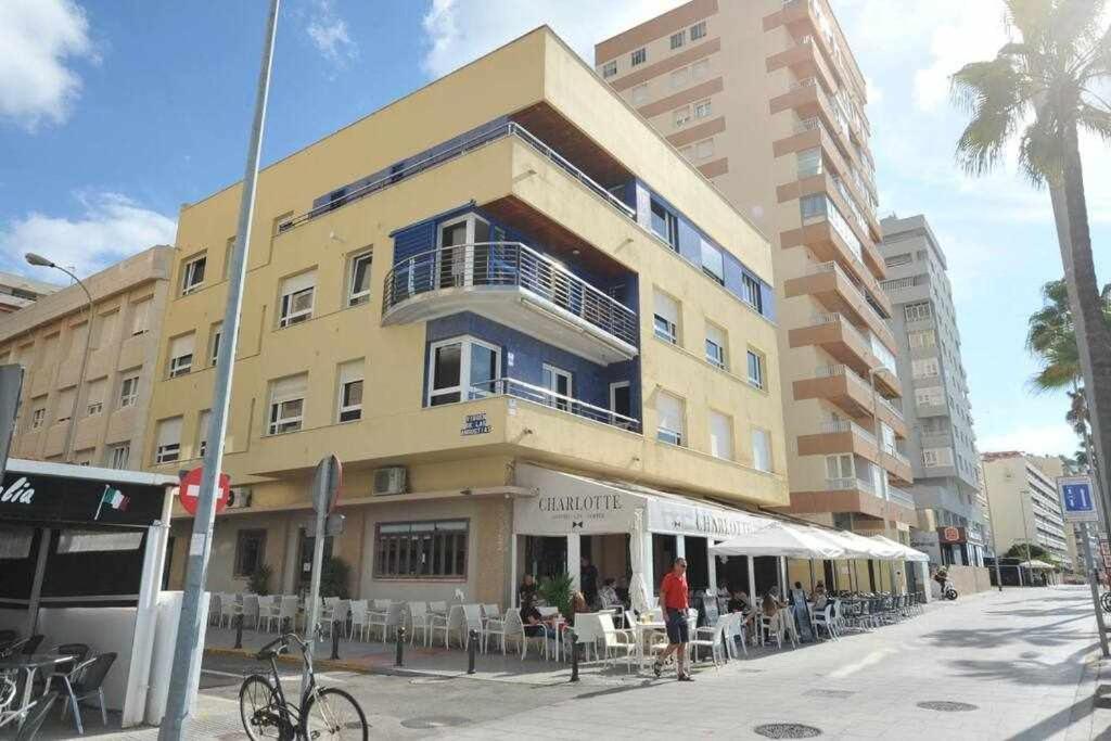 Preciado Apartamento Con Vistas Frontales Al Mar كاديز المظهر الخارجي الصورة